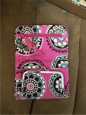 Vera Bradley Pink Floral Quilted Wallet Organizer